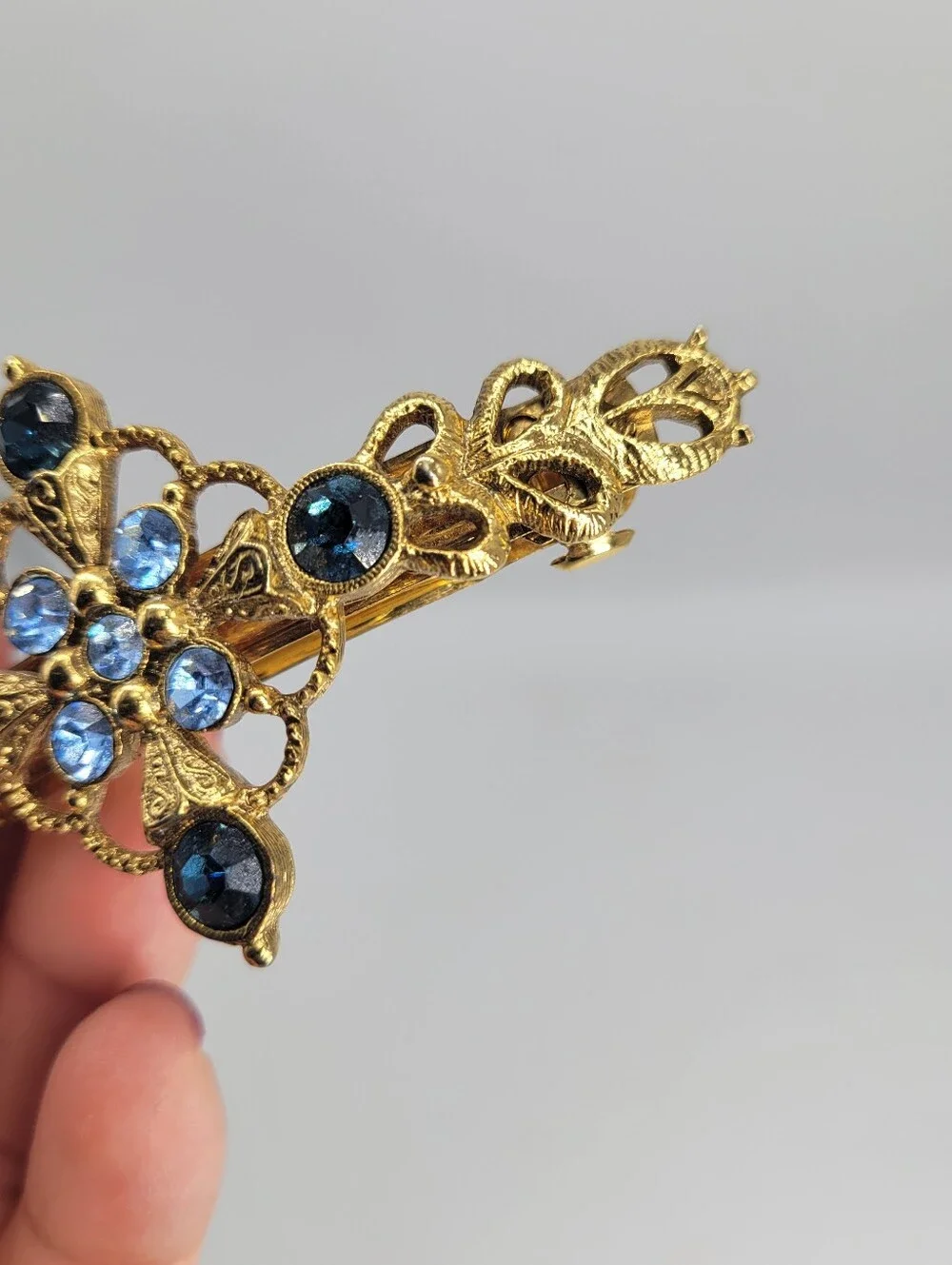 VTG style Maltese cross barrette Hair Clip gold tone filigreeblue rhinestones